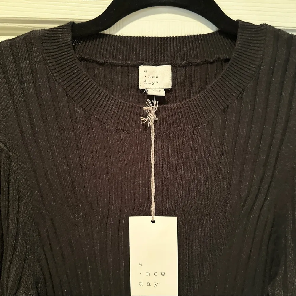 NWT Women's Long Sleeve Sweater Dress -  Black M - Image 4