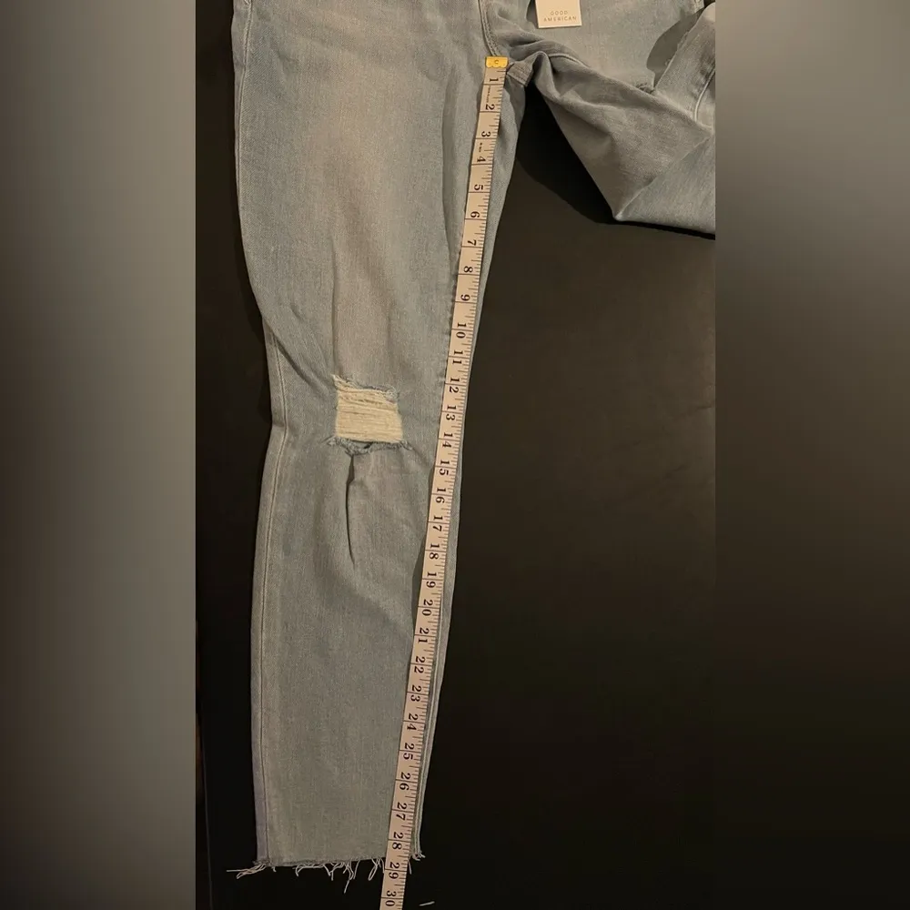 NWT Good American Good Legs Crop Skinny Distressed Raw Hem Light Blue Size 6 - Image 11