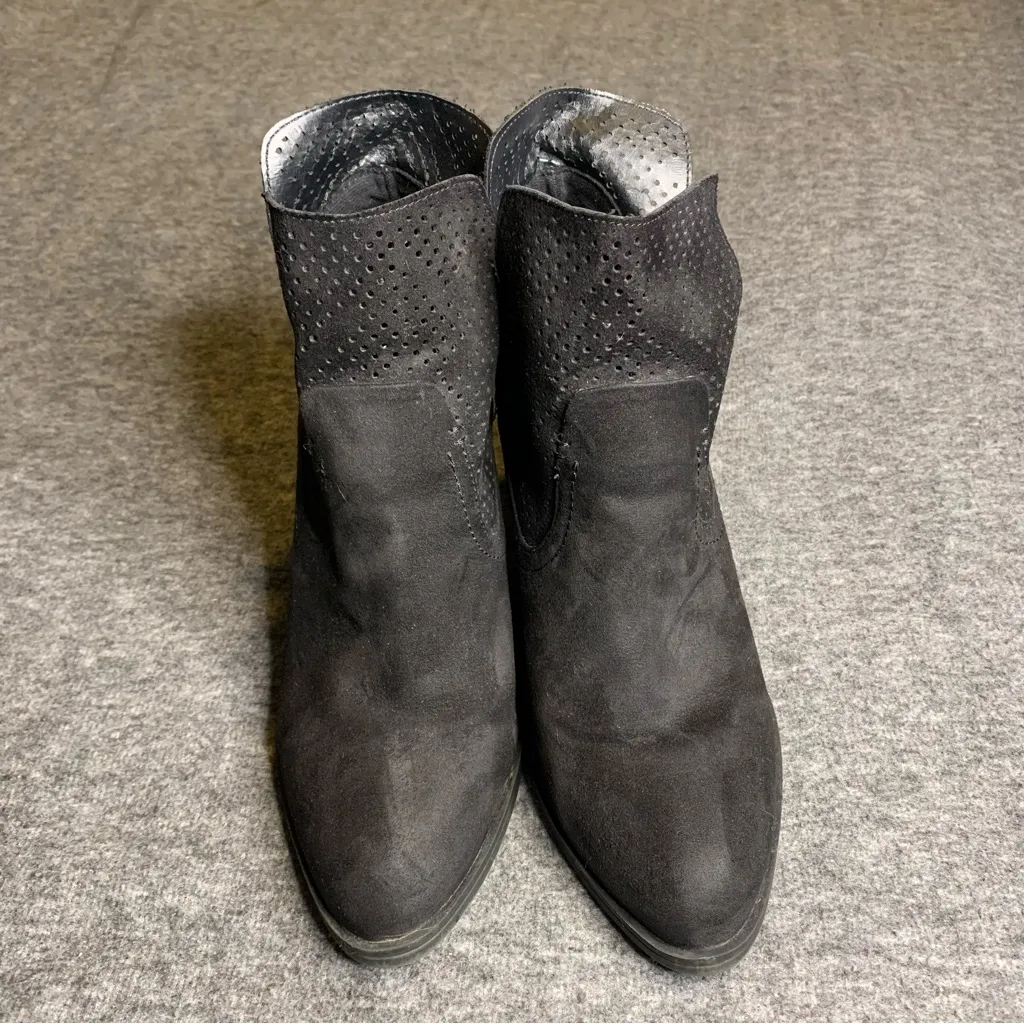 Womans Express Black Ankle Boots - Image 2