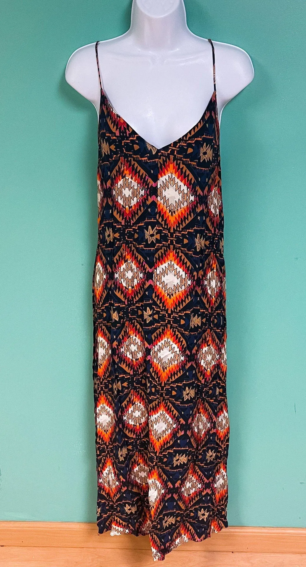 Tribal Print Open Back Slit Maxi Dress - Image 2