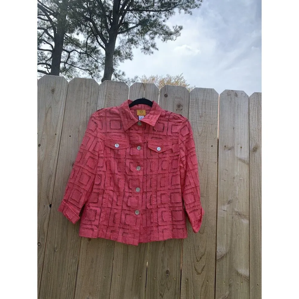 ruby rd Women's Blouse‎ Size 10 pink square geometric sheer 3/4 sleeve button up - Image 2