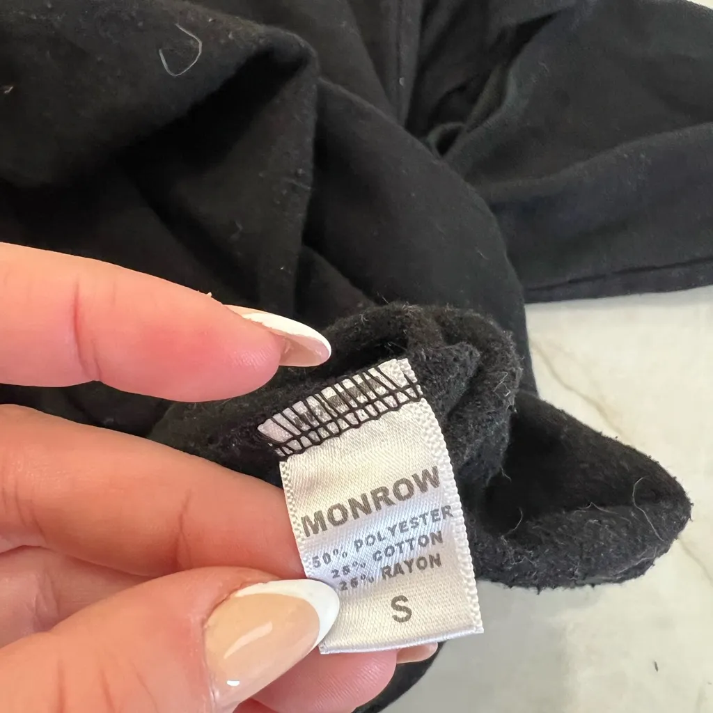 MONROW Black Cut Out Sweatshirt Size Small - Image 4