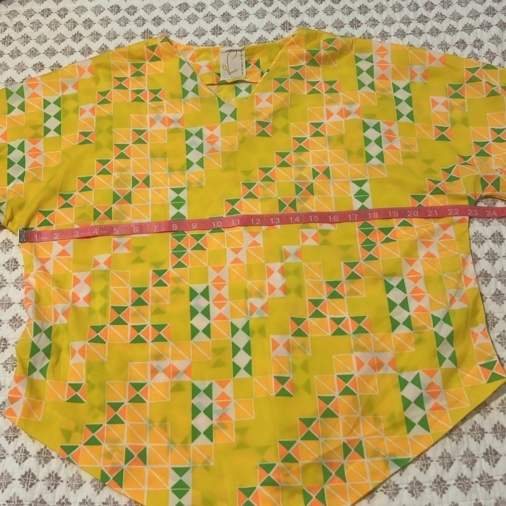 Vintage Vanda Fashions Key West Hand Print Floral Handkerchief Hem Blouse Top Yellow Size undefined - Image 7