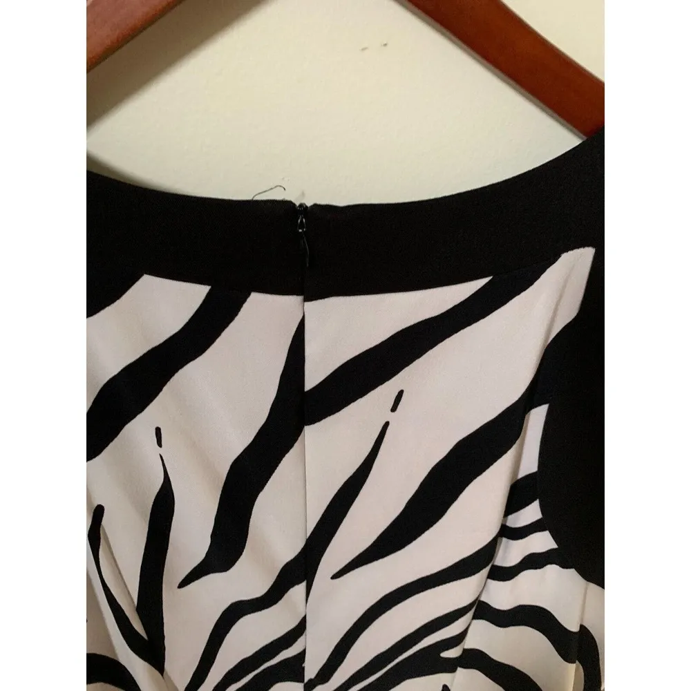 Alyx Woman 16 Dress Sheath Dress Sleeveless Black White Geometric Print Pockets - Image 4