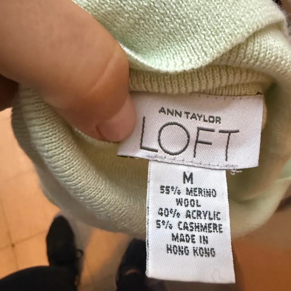 Loft Vintage Key Lime Green Merino Wool Turtleneck Sweater - Image 3