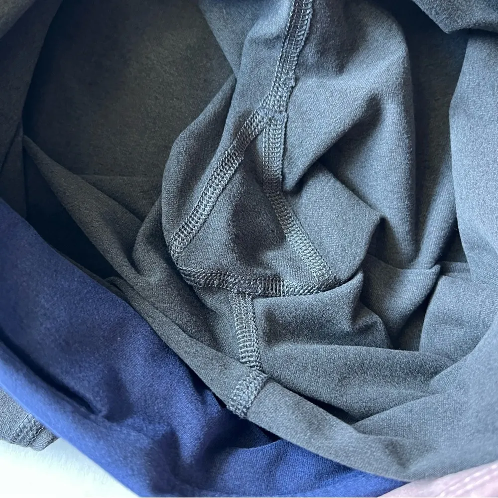 Fabletics 7/8 Winn II crossover Leggings in heather gray Small - Image 8