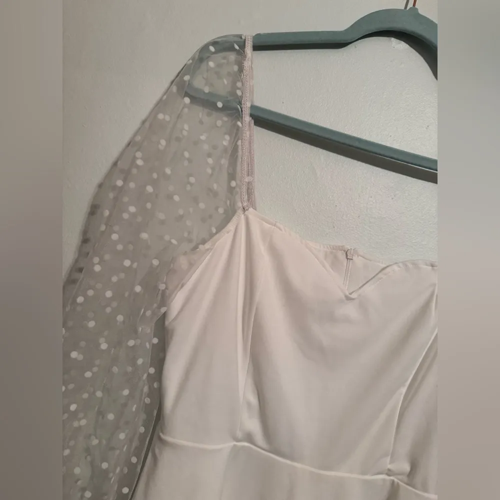 White Bubble Sleeve Dress Size L - Image 4