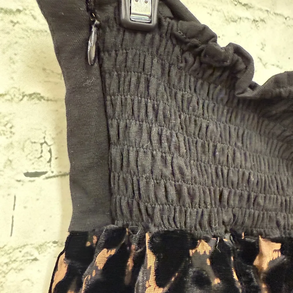 Dallin Chase Lou Leopard Print strapless top sz M nwt Black Size M - Image 4