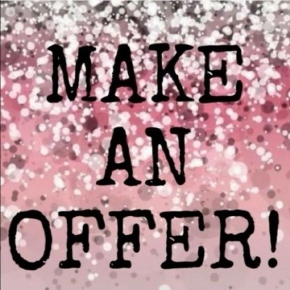 Lush Short Sleeve Satin Striped Top ties at top and bottom - Image 7