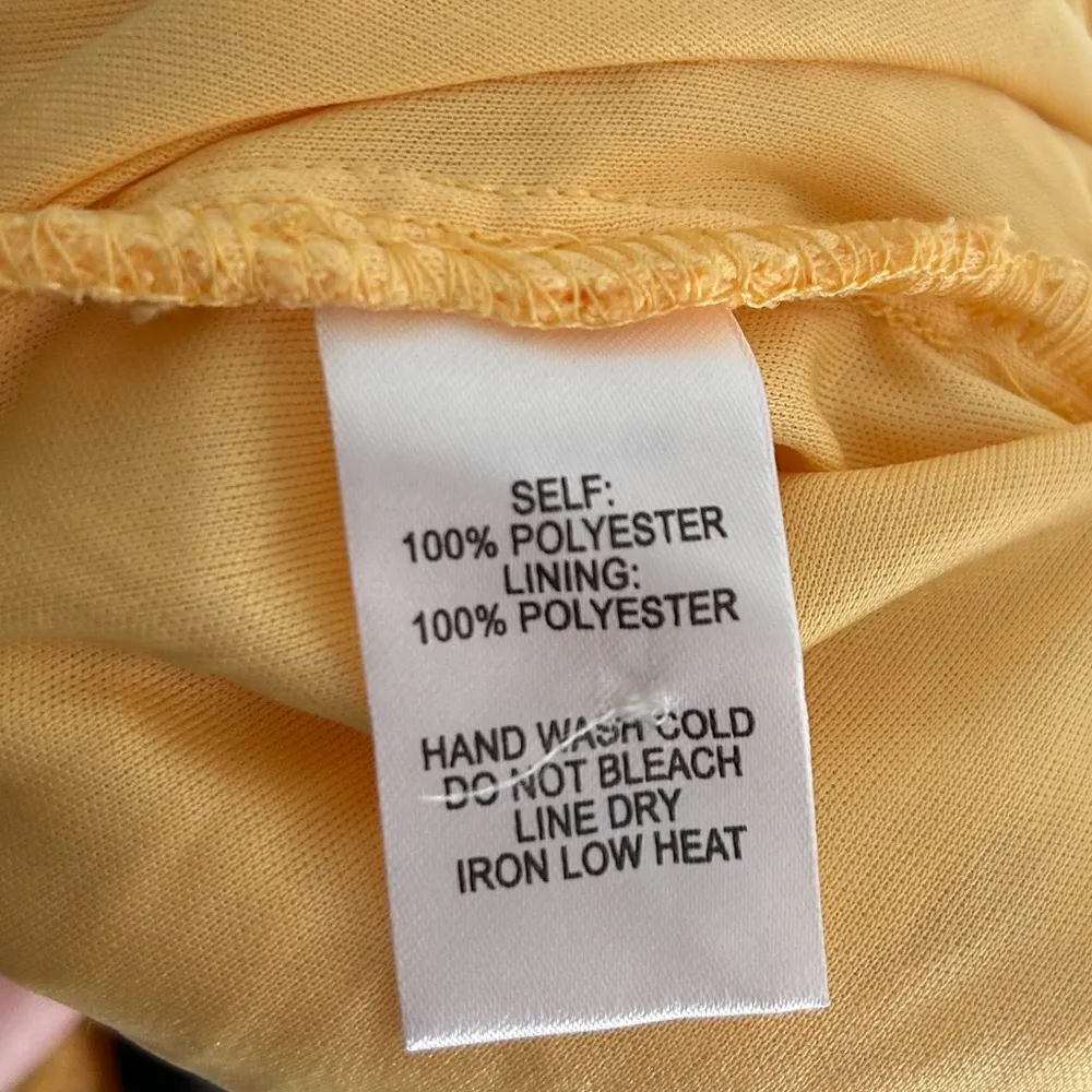 Lulus Yellow Lace Open Back Mini Dress Size Small NWT - Image 7