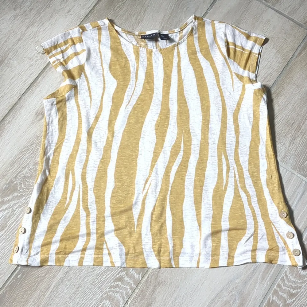 Tahari Linen Tiger Print Cap Sleeve Top - Image 6
