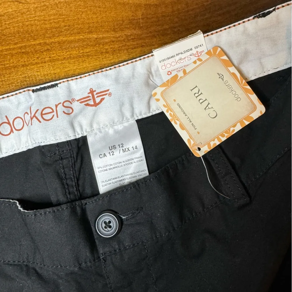 Dockers Black Khaki Cropped Cuffed Pants Size 12 NWT - Image 7