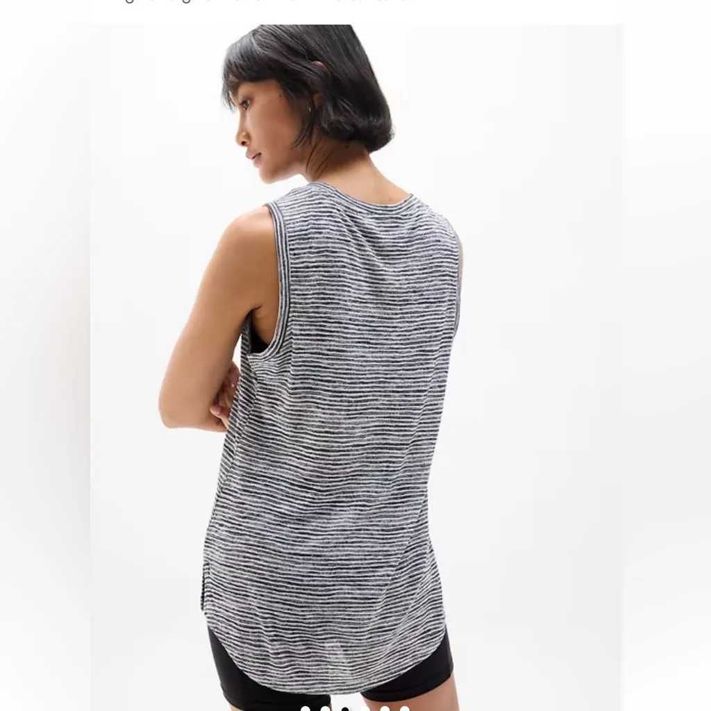 Athleta Breezy Blue & White Striped Athletic Tank Top Medium - Image 2