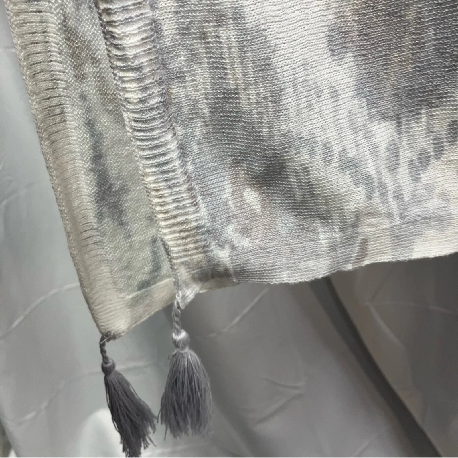 J. Jill Linen Artsy Poncho One Size Coastal Clean Girl Beachy Boho‎ Fringe Gray - Image 6