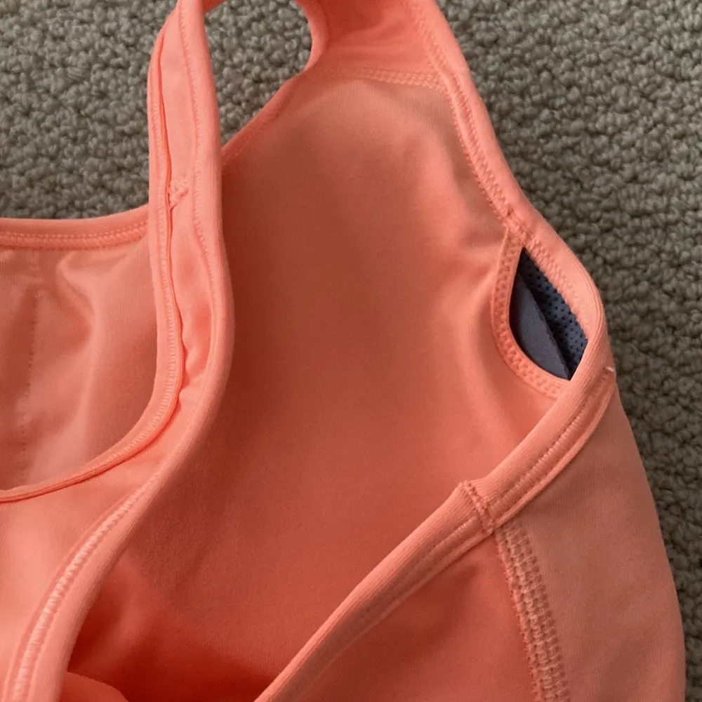 NEW Nike PRO Dri-Fit Medium Support Padded Sports Bra Orange Size Small NWOT - Image 4