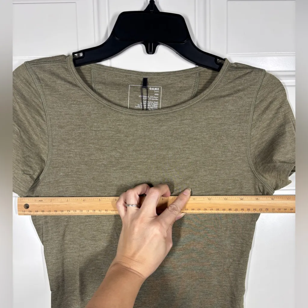 NWT Universal Standard Heather Olive Easy Active Tee Short Sleeve Top Size 4XS - Image 4