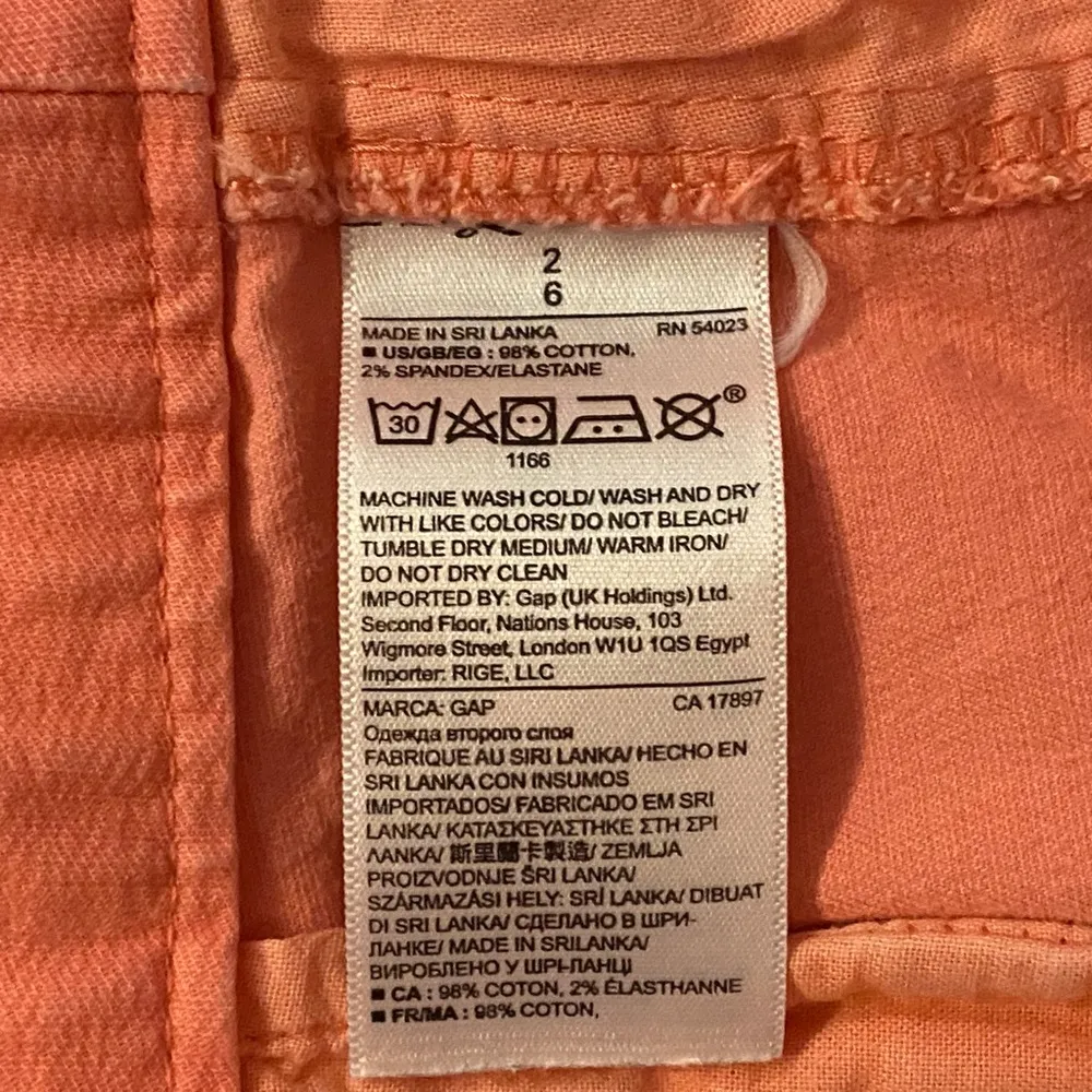 Women’s GAP Shorts - Image 6