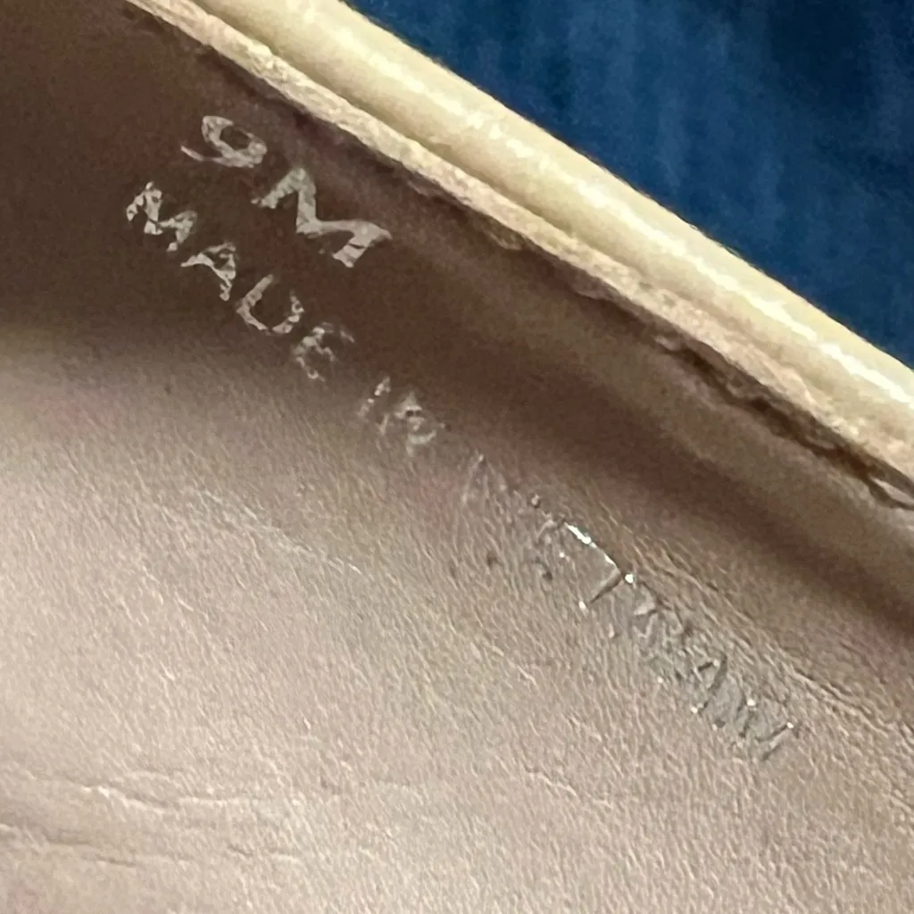 Paolo Tan Leather Loafers with Gold Chain Size 9 - Image 3