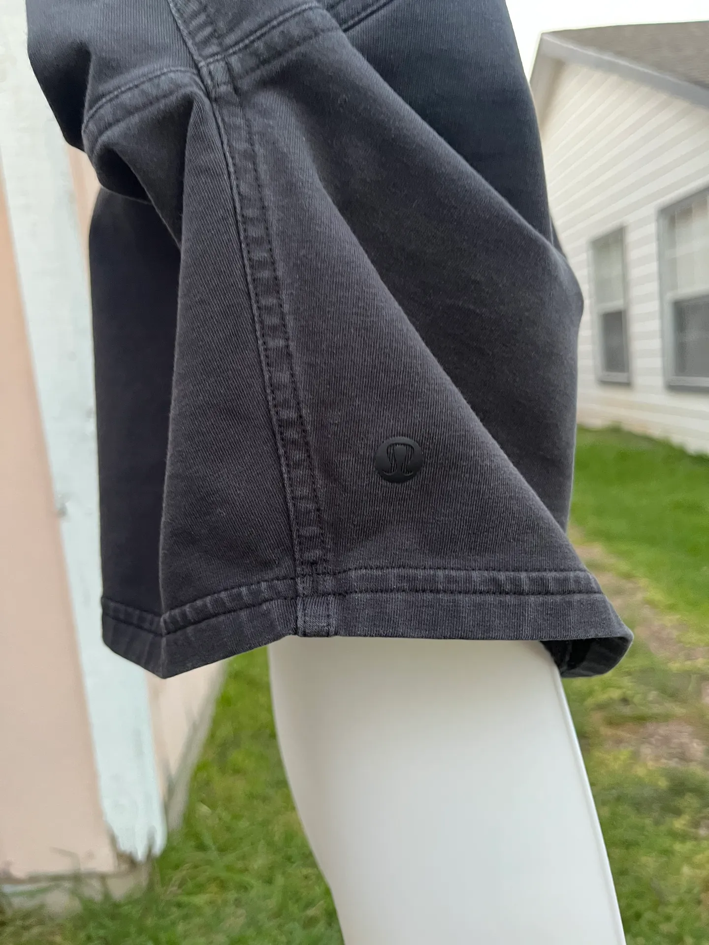 Black Cropped Hoodie - Image 4