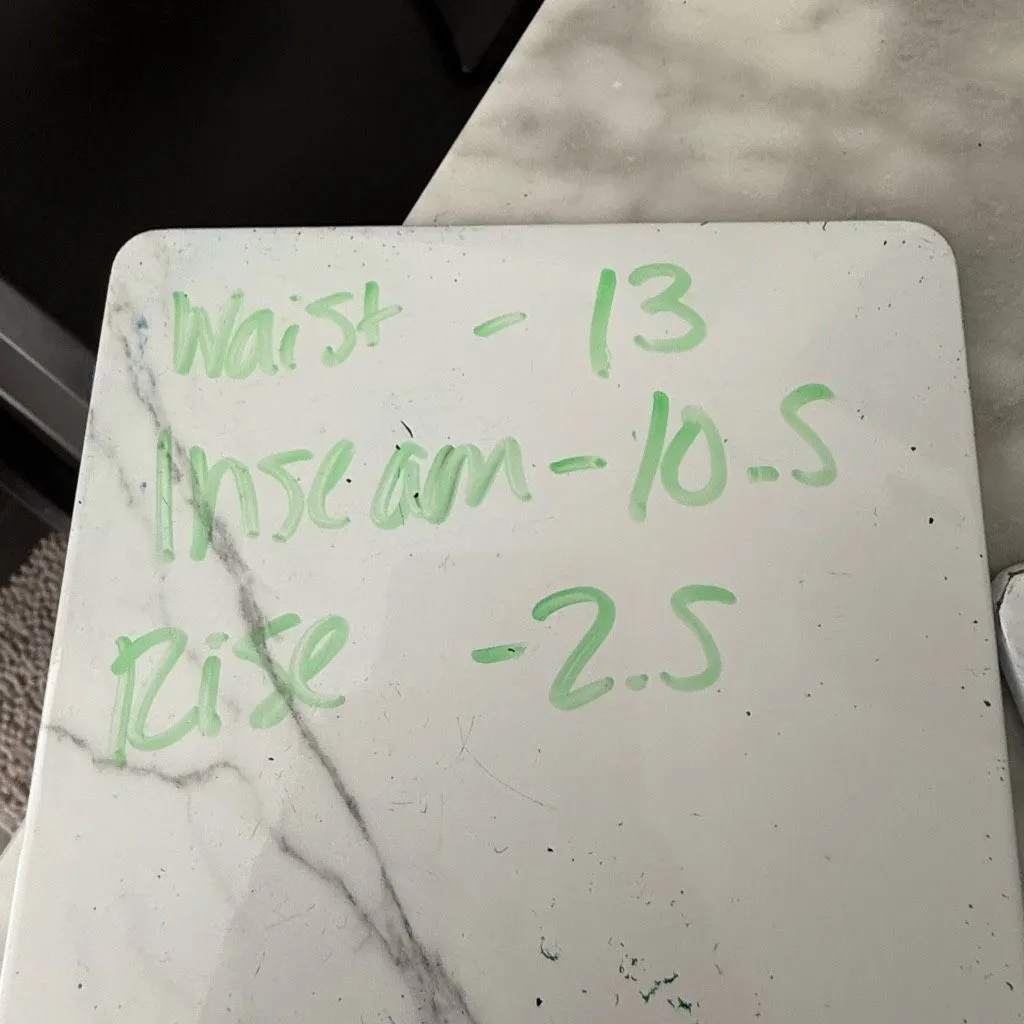 Signature8 Women’s XS Blue Denim Distressed Destroyed Shorts New - Image 4