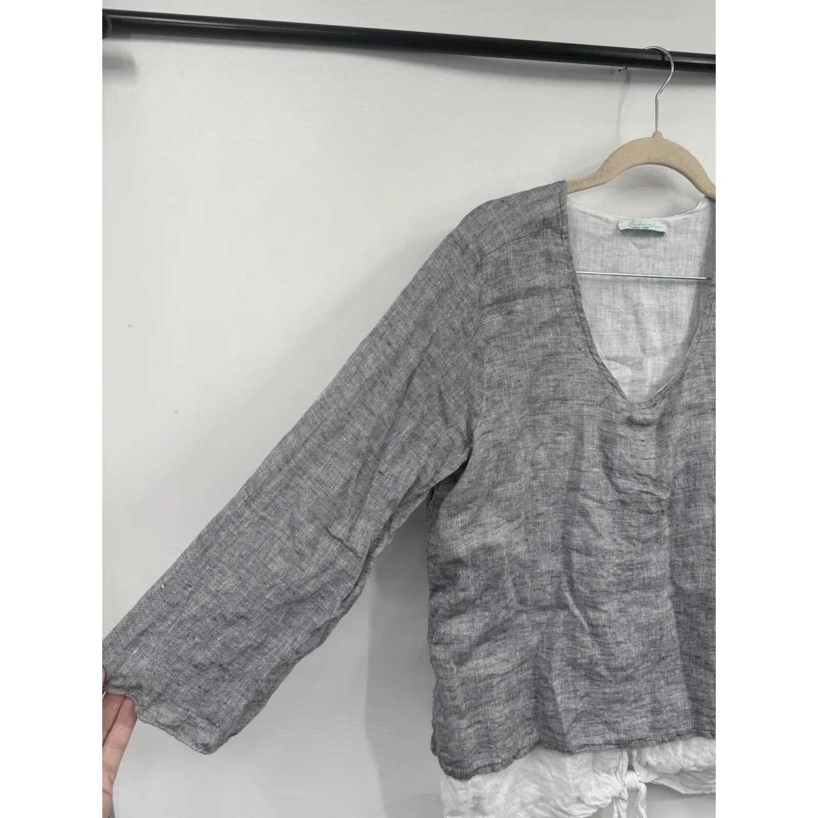 Erika Lynn 100% Linen Top Women M Grey Lagenlook Minimalist Beach Coastal Casual Gray Size M - Image 8