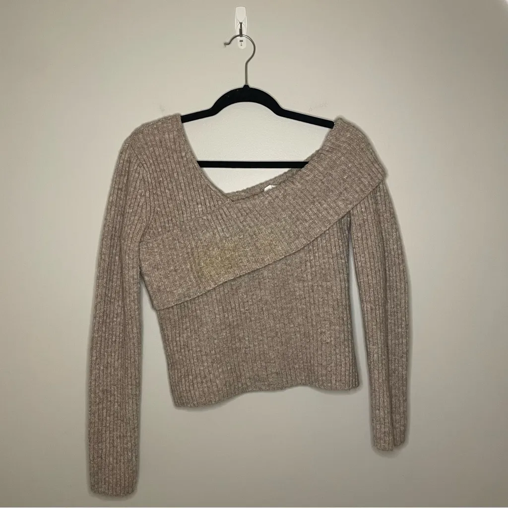 ASTR The Label Asymmetric Foldover One-Shoulder Rib Sweater, Taupe, Size M, NWOT - Image 3
