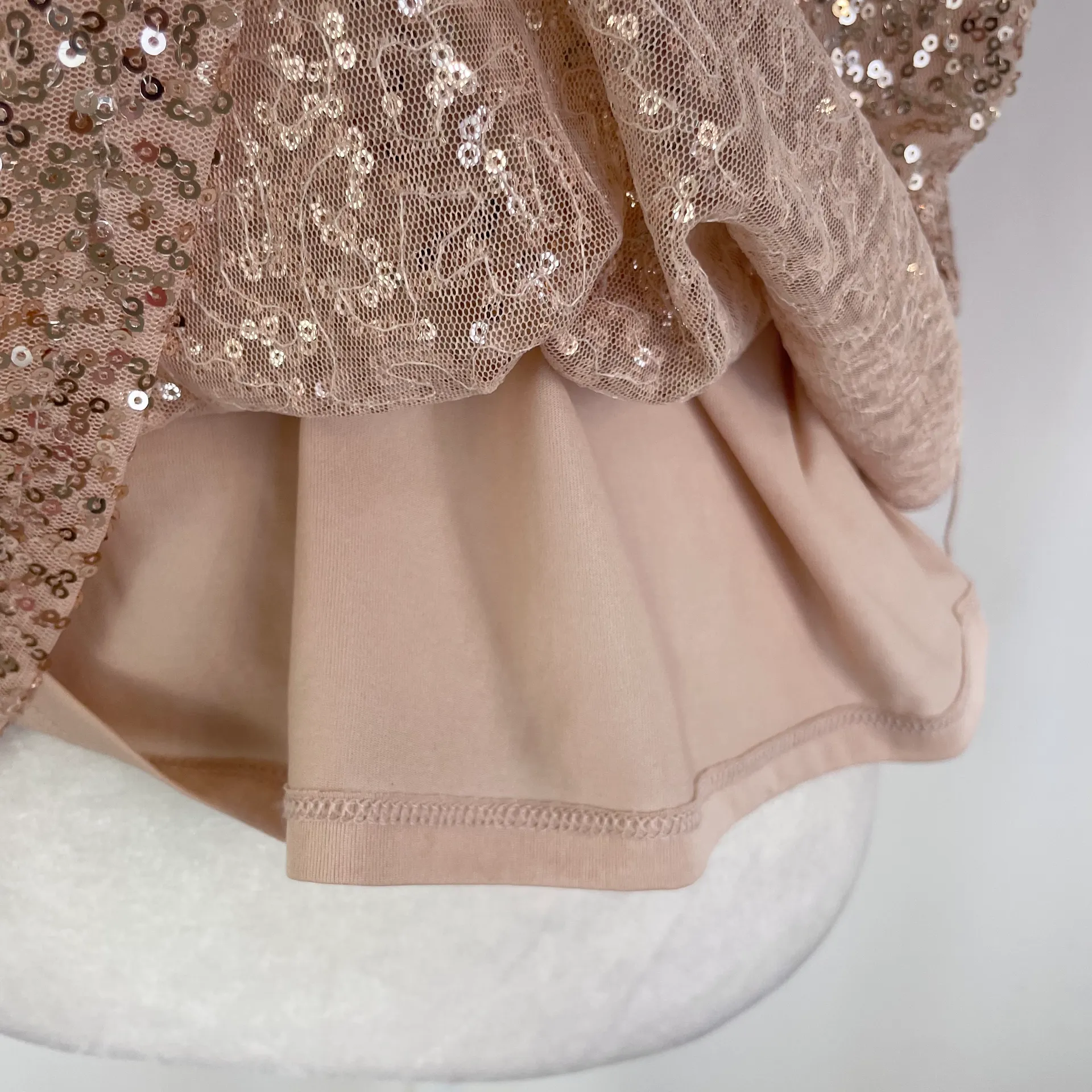 New  Sequin Mock Neck Sleeveless Top Rose Gold Size XXL - Image 8