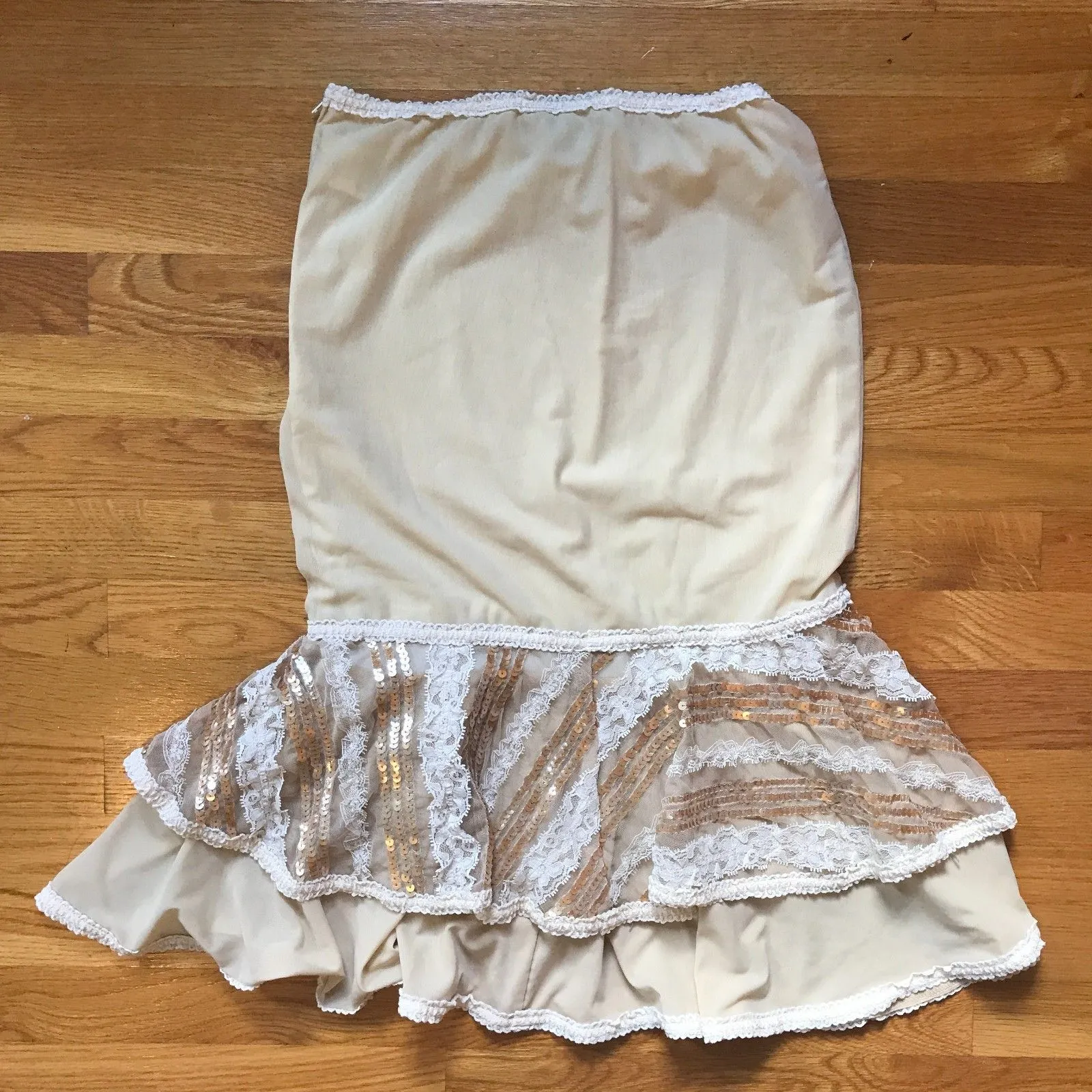 Lip Service Vintage Femmes of Folly Gothic Victorian Ivory Lace Sequined Skirt M - Image 6