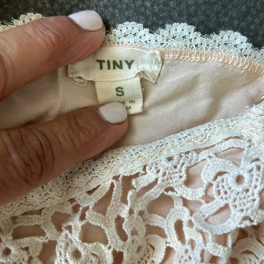 Anthropologie Tiny Top Small - Image 4