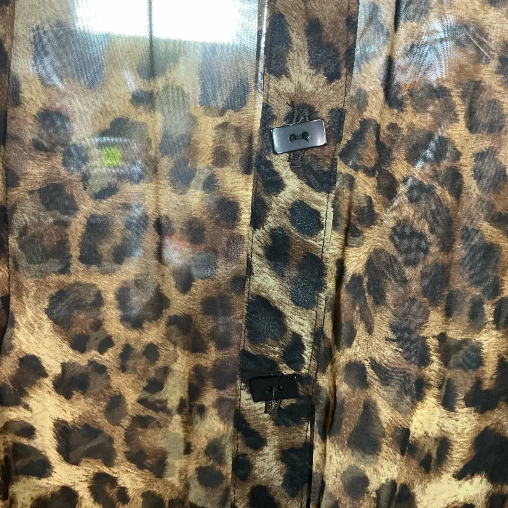 Chic Leopard Print Women's Button Down Shirt Brown Size undefined - Image 5