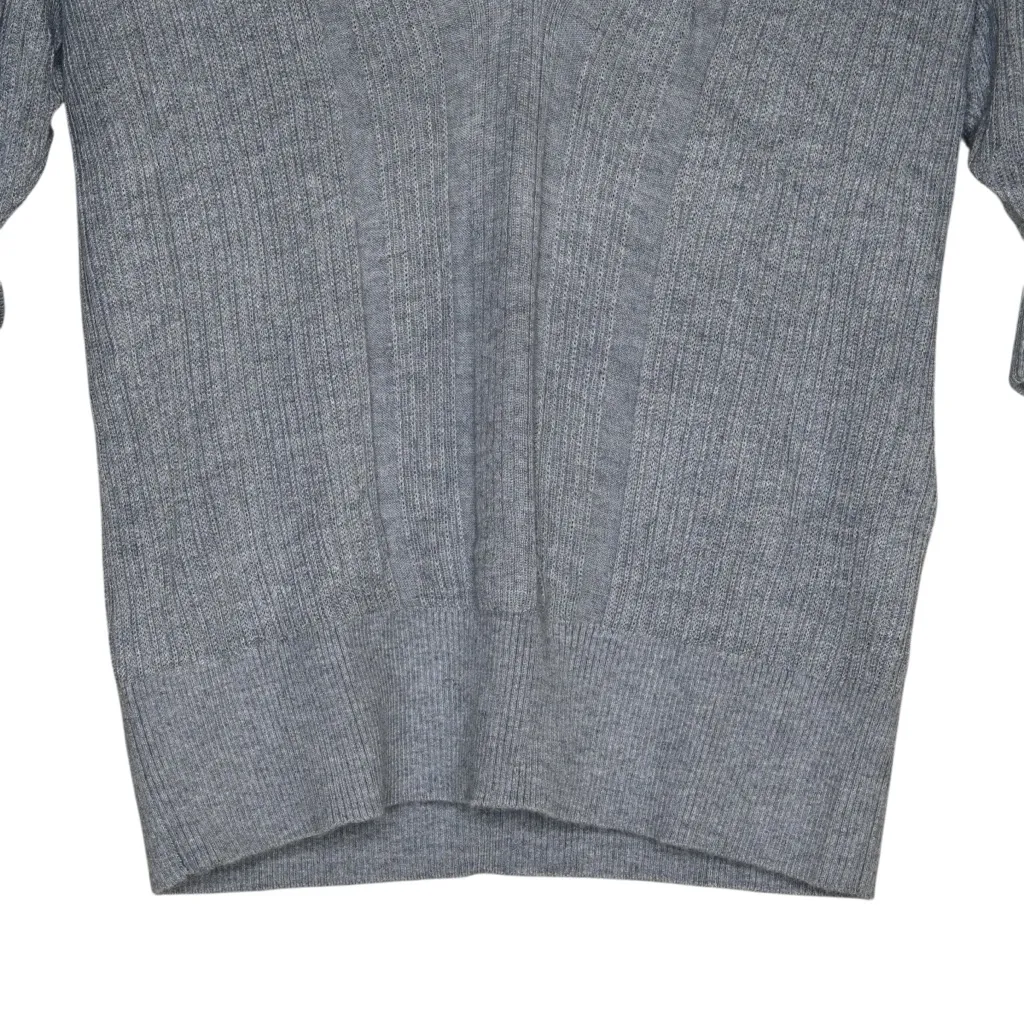 White House Black Market Women's M Grey V-Neck Half Sleeve Sweater NEW - Image 5