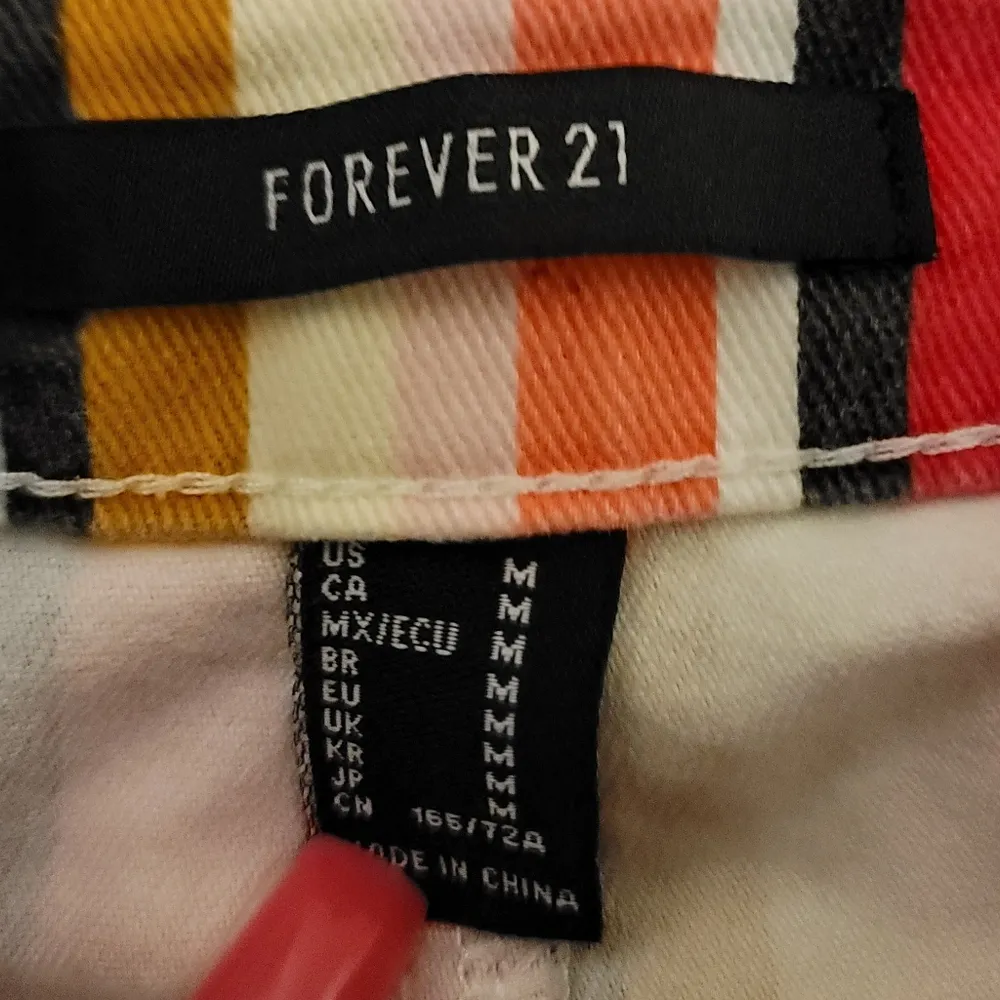 🔥SALE🔥Forever 21 Red Multicolor Striped High Rise Shorts M - Image 2