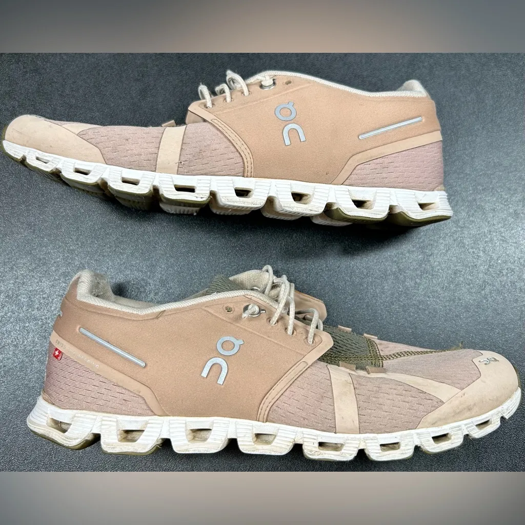 On Cloud Women's Size 9 Swiss Engineering Pink White Sneakers - Image 2