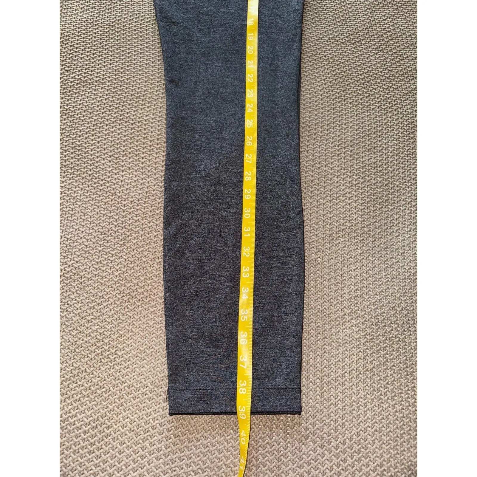 Lululemon On The Fly Pant Travel Full‎ On Luxtreme Heathered Black Size 2 - Image 11