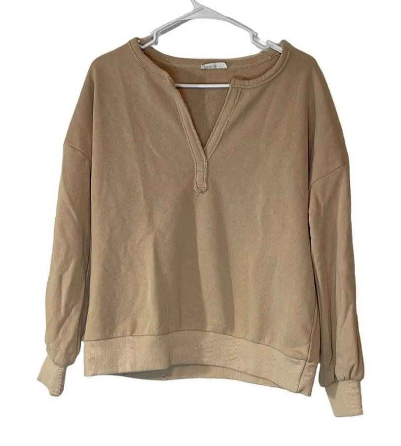 In Loom Women's Pullover Sweatshirt Long Sleeve V Neck Casual Size Small Tan - Image 1