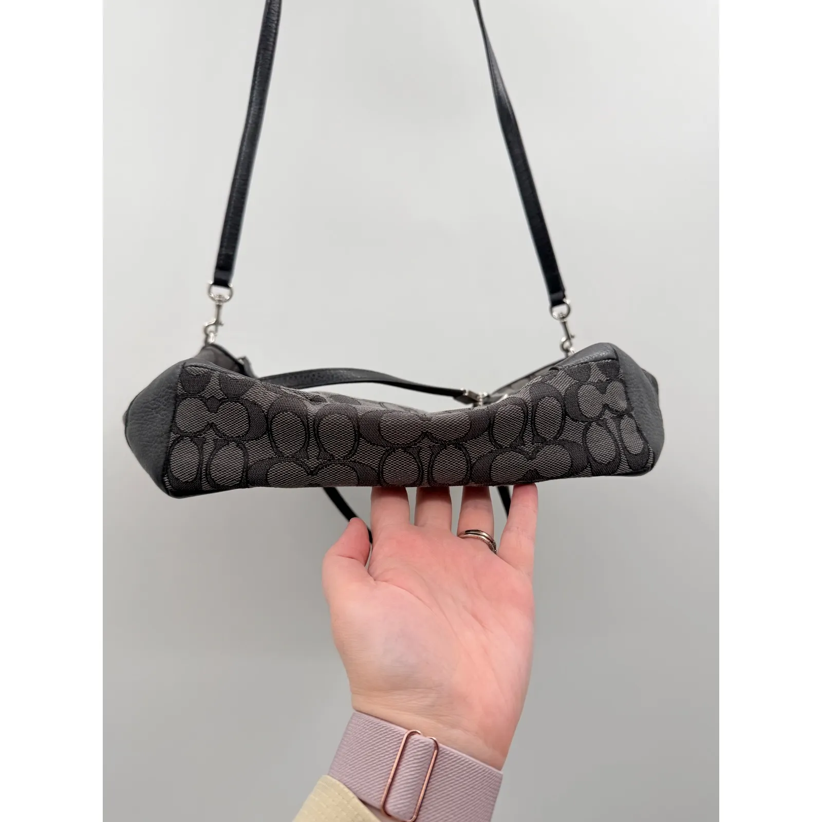 Coach Kelsey‎ Satchel Crossbody Bag Black Signature Canvas Shoulder Purse - Image 6