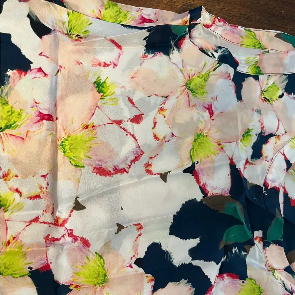 J.Crew Women’s 100% Silk Sleeveless Floral Blouse Tank Top Size 4 Career Office - Image 3