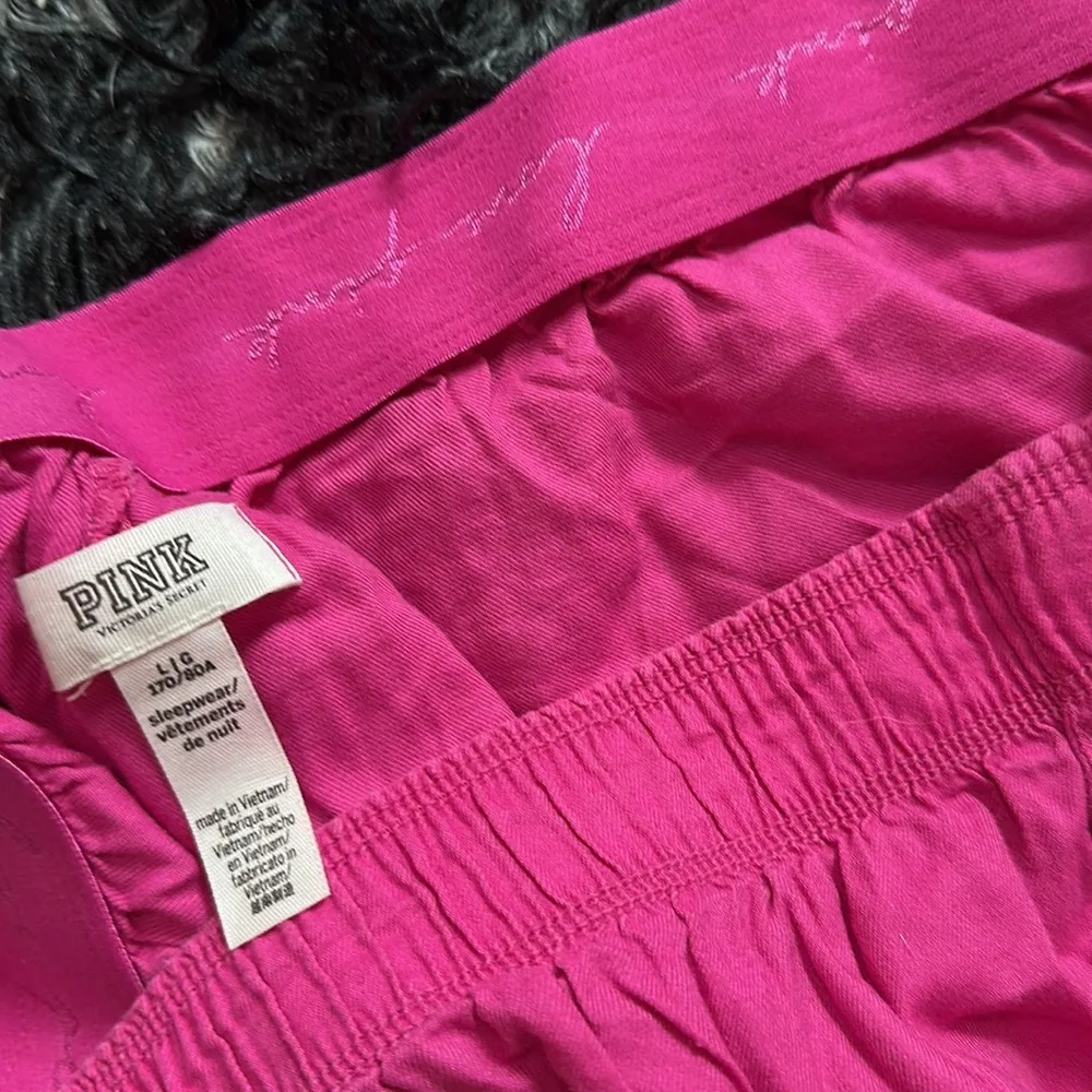 PINK Victoria’s Secret Rear Logo Lounge Shorts, Large - Image 3