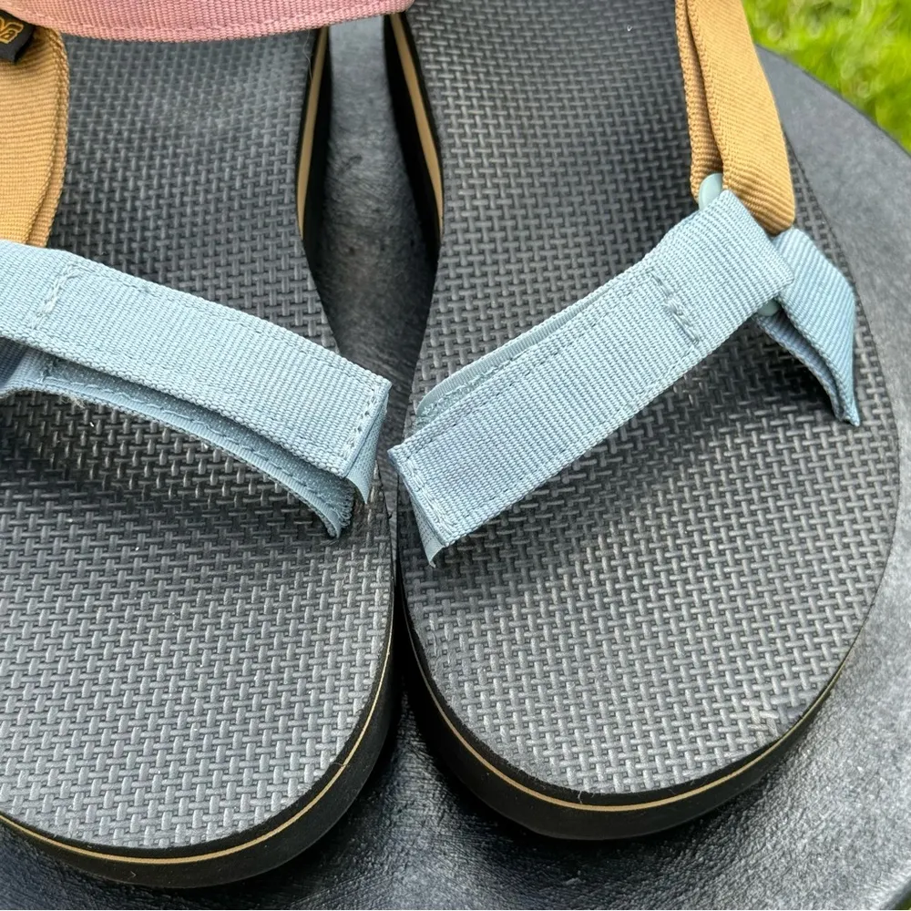 Teva Multicolor Strappy Sandals 9 - Image 5