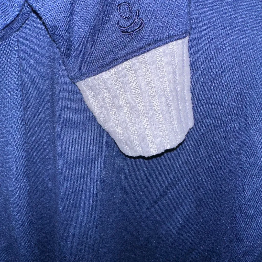 Cuddl Duds Women’s Medium Long Sleeve shirt. - Image 4