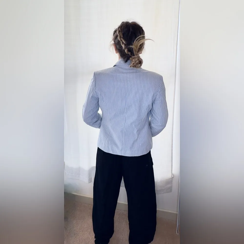 Vintage 90s  Pinstripe Linen Blazer - Blue/White - 4 - Image 3