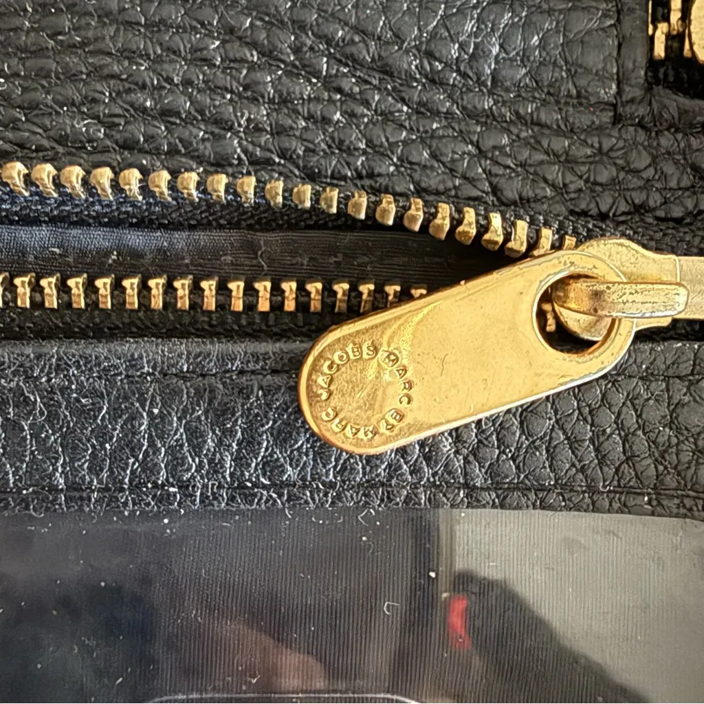 Marc by Marc Jacobs Black Classic Q Wingman Wristlet Wallet - Image 7