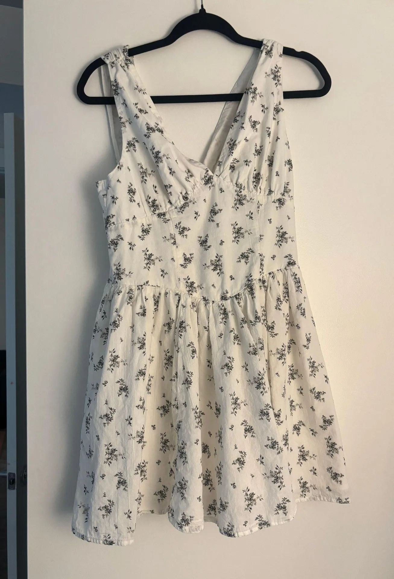 White Floral Sundress - Image 2