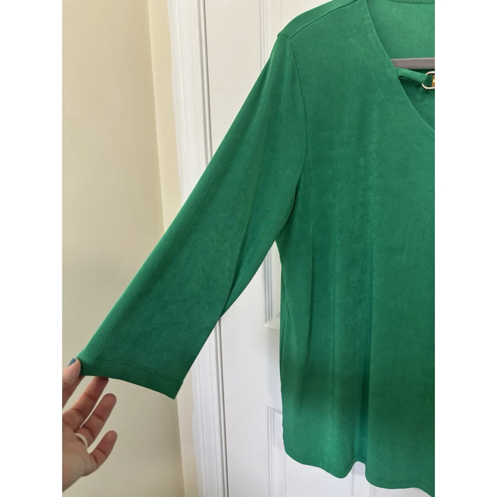 Chico’s Travelers Kelly Green Slinky Stretch 3/4 Sleeve Top Size 2 Large Travel - Image 5