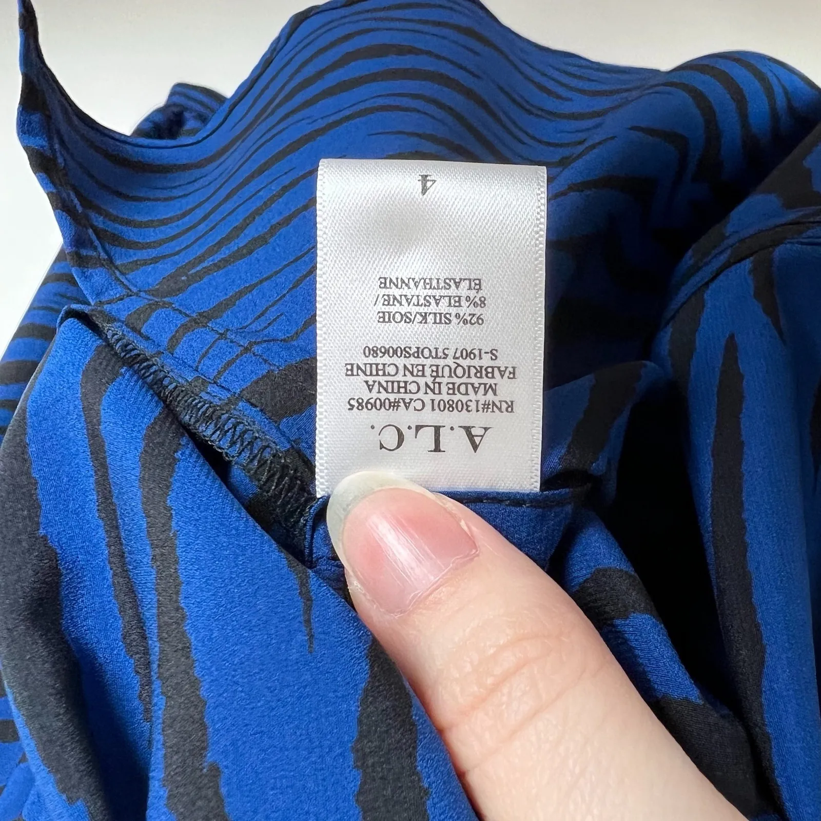 NWT‎ ALC Womens Kirk Silk Top in Blue/Black Zebra Sz 4 Office Career Lightweight - Image 10