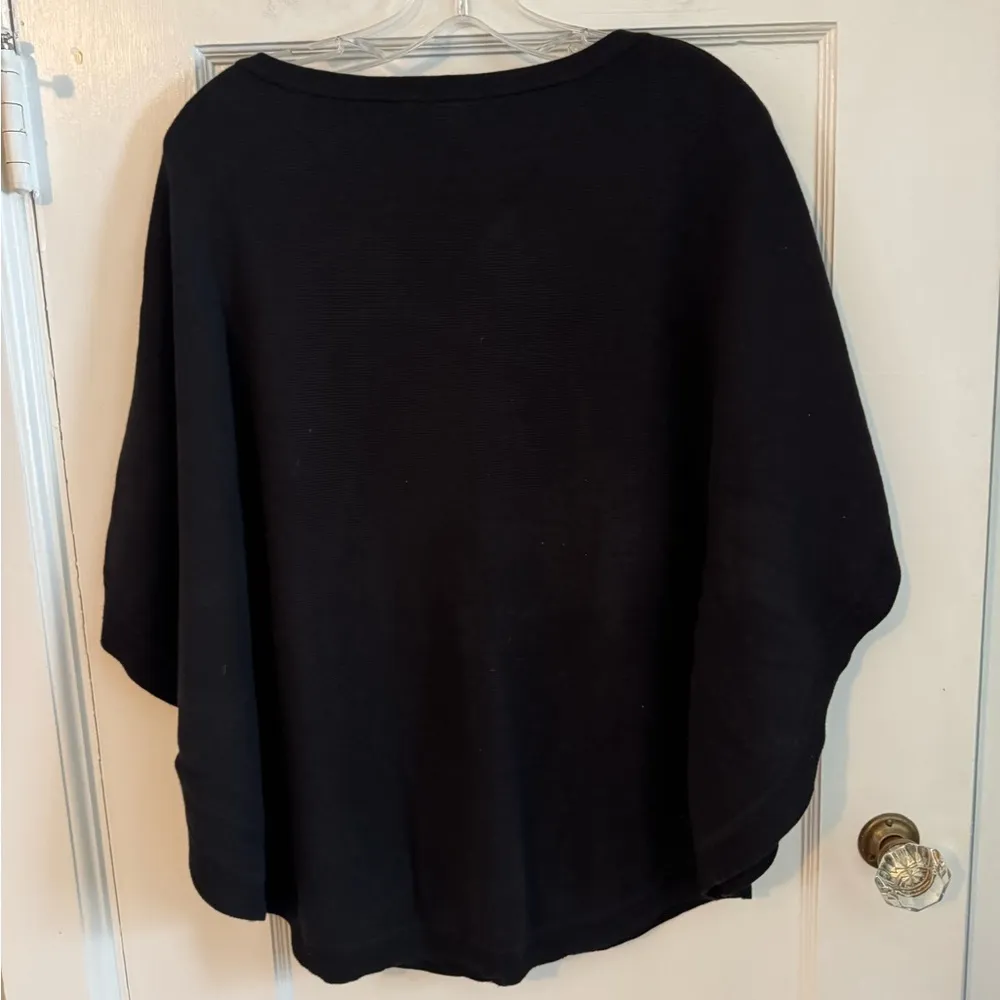 Talbots Size  XS Round Neck Tie Solid Black Poncho / Cape - Image 7