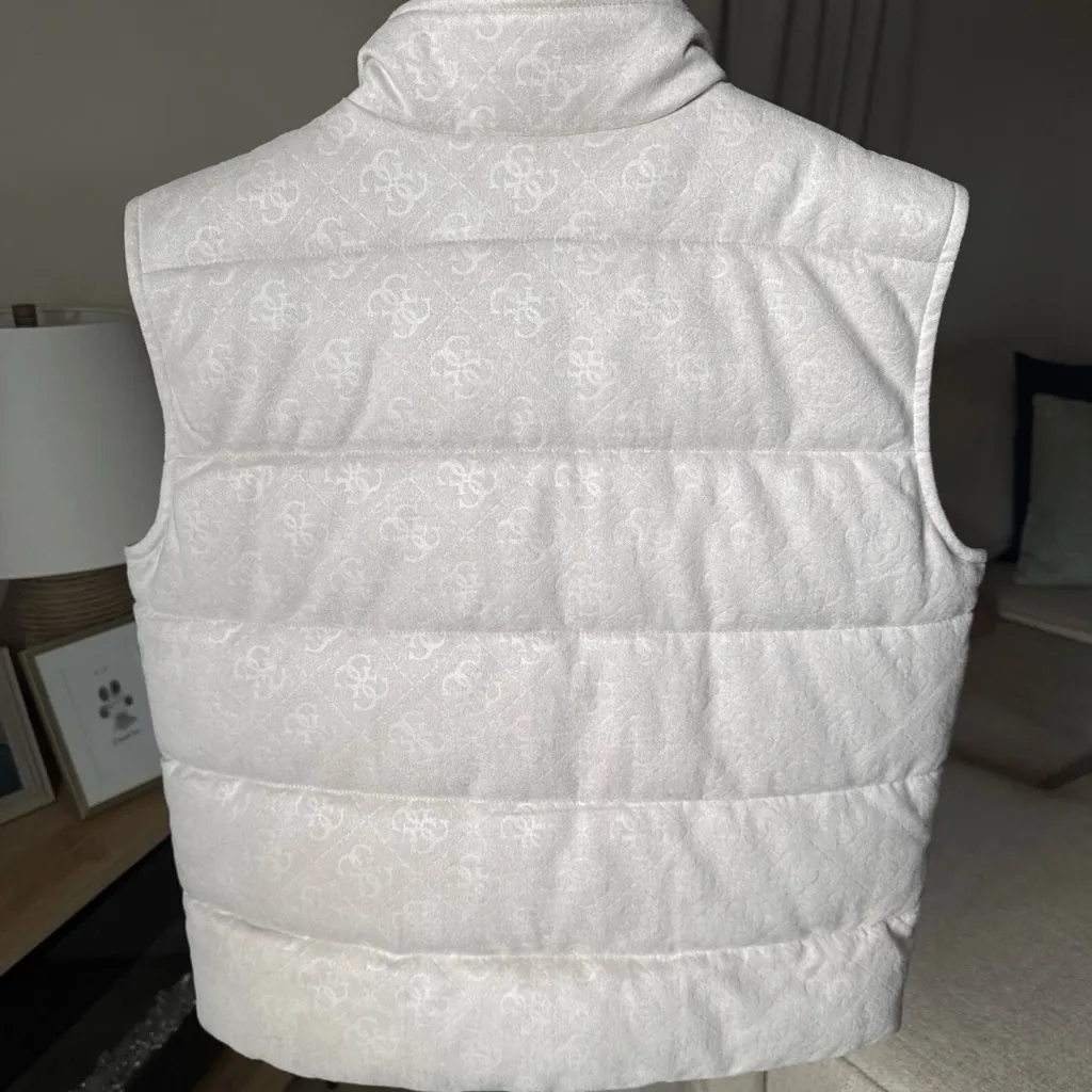 Guess Women’s Jemi Puffer Vest Zip w/Pockets Cream Color Size L NWT $158 - Image 6