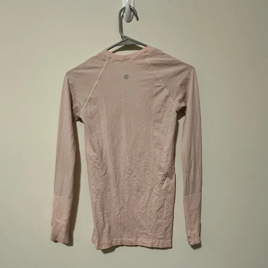 Lululemon Swiftly Tech Long Sleeve Shirt 2.0 Strawberry Milkshake W3DFKS Size 2 - Image 3