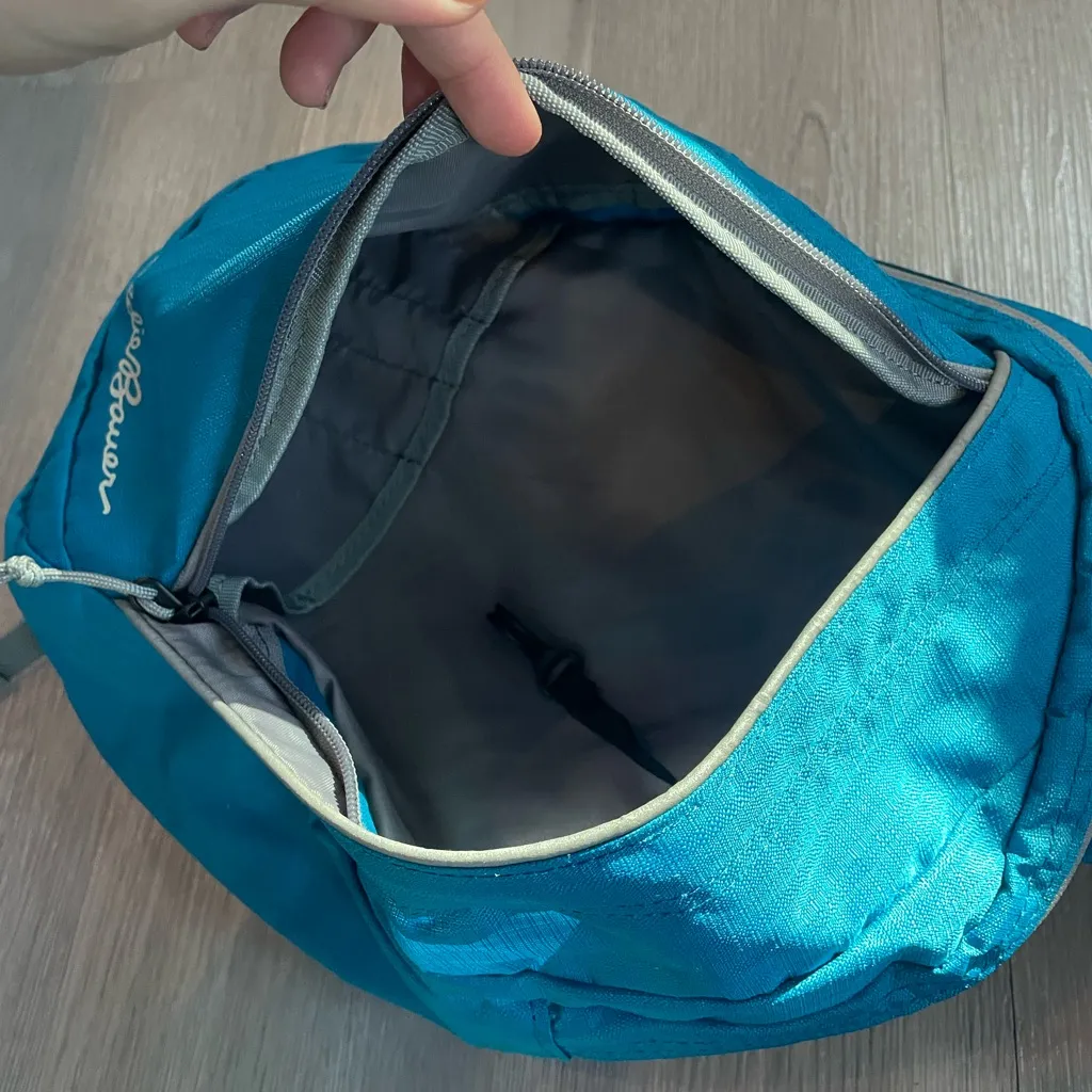 Eddie Bauer Teal Sling Backpack Crossbody Travel Hiking Bag - Image 7