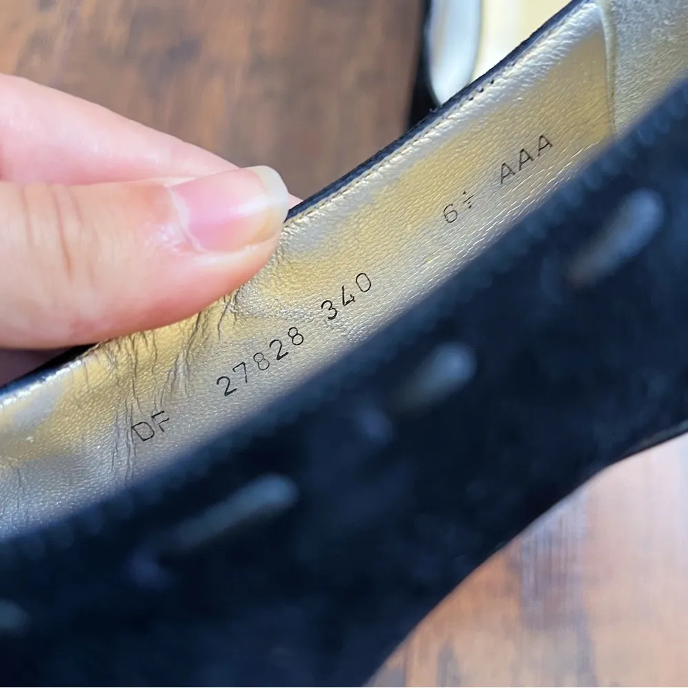 Ferragamo • vintage black suede pumps witchy low cuban heel 90s goth point toe - Image 6